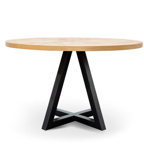 Round Dining Table - Oak