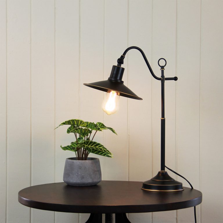 BOSTON TABLE LAMP