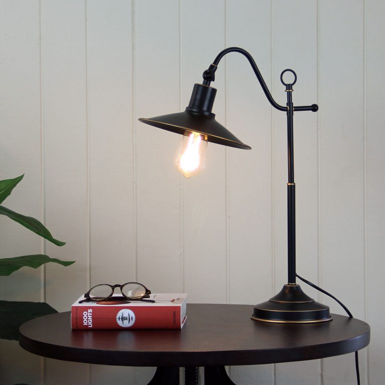 BOSTON TABLE LAMP